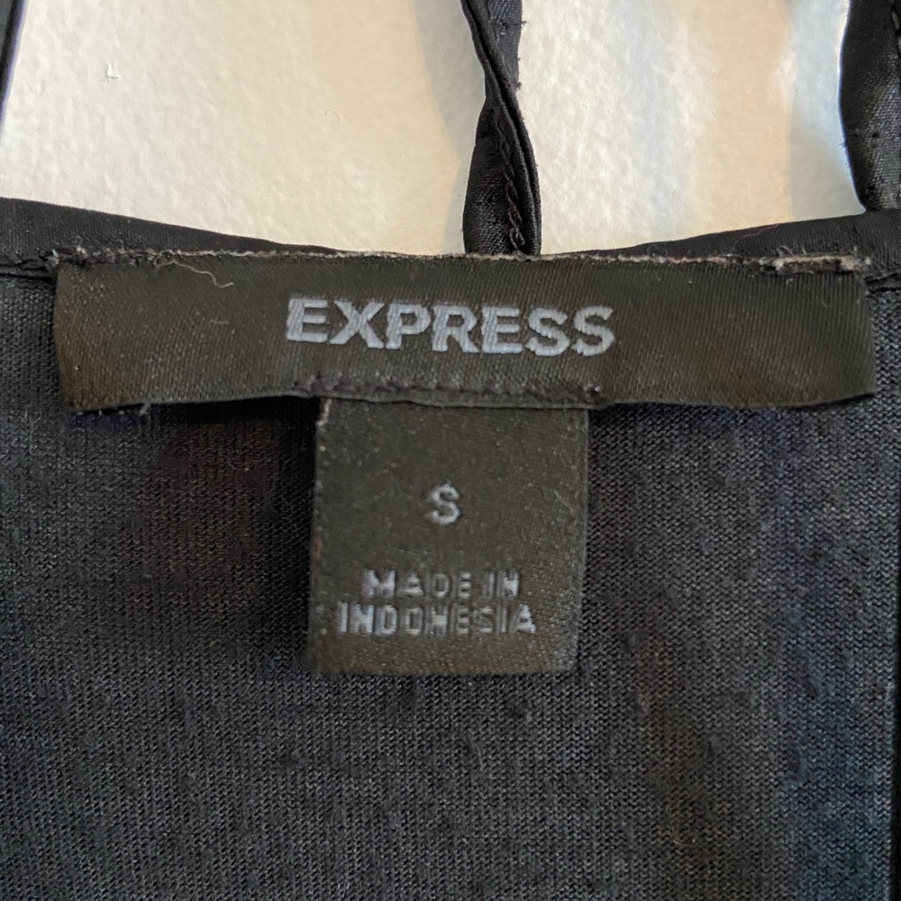 Express flowy top - Picture 2 of 3